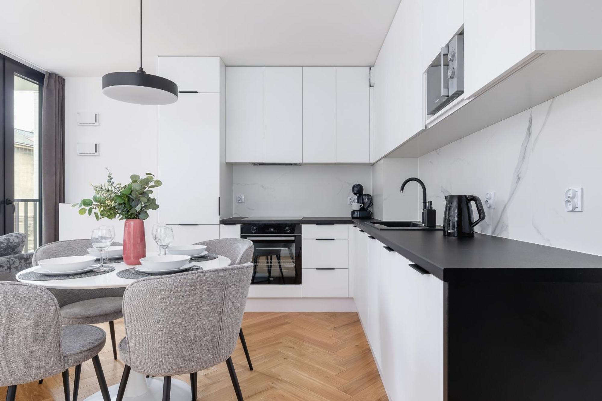 Lux Apartments Kosciuszki 39 With Parking By Renters Prestige Kraków Zewnętrze zdjęcie